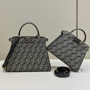 Blagoveshensk Fendi peekaboo包包芬迪peekaboo中文名