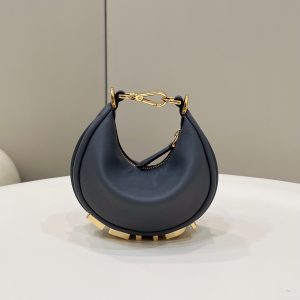 Lipetsk芬迪 Fendi graphy腋下包芬迪女包官網旗艦店