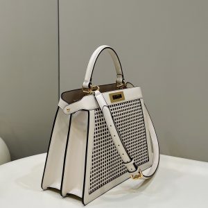 芬迪 Fendi Iconic Peekaboo ISeeU中號手袋米白Fendi包包