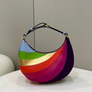 RYAZAN’ / station Lesok Fendi graphy腋下包拼色芬迪包包