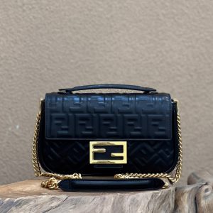 Chelyabinsk-gruz芬迪 Fendi baguette包包fendi官網女包