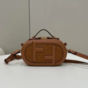Ufa/station Tcernikowka芬迪 Fendi相機包土黃芬迪包包官網