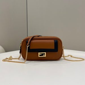 芬迪 FENDI EASY BAGUETTE黑與棕磁扣翻蓋手機袋 焦糖