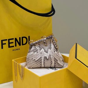 芬迪 Fendi  first繫列灰蛇芬迪女包官網價格新款圖片
