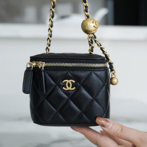 Miass-1香奈兒 CHANEL金屬球繫列 mini盒子包 黑色