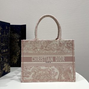Indonesia 迪奧包包怎麽分辨是不是正品Dior Tote包包中號