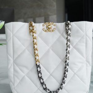 CHANEL 22B 19BAG tote 白色 正品皮官方網站香奈兒包包