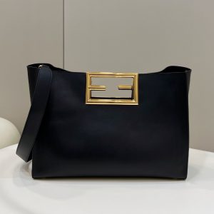 Manchester UK Britai芬迪 Fendi way bag 極簡風方桶包啡