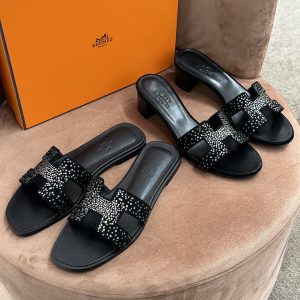 Berkakit  愛馬仕 Hermers萬年經典最新款鉆面H拖