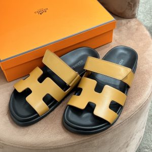 Kirov-Kotlasskiy  Hermers chypre涼鞋 愛馬仕的鞋子多少錢