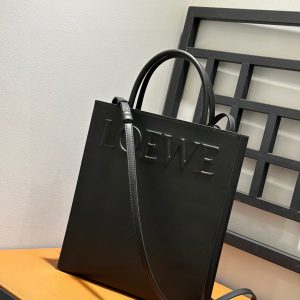 Ryshkovo /Kursk  羅意威是哪個國家的品牌LOEWEA4 tote琴譜小托特