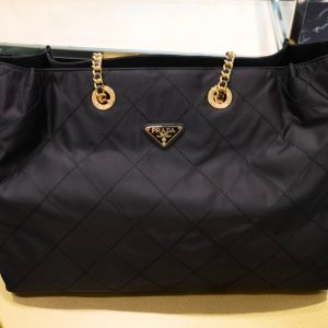 普拉達包包價格和圖片PRADA 普拉達菱格鏈條包中古款超大號