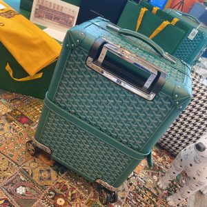 Toronto Canada 戈雅包哪個顏色好看Goyard  20寸登機箱