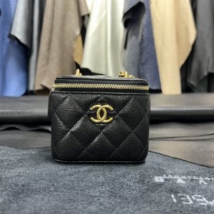 Boston USA香奈兒包包官方旗艦店官網CHANEL愛心鏈條小盒子️