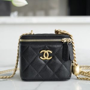 New York USA CHANEL2023春夏新款 愛心調節扣 小盒子