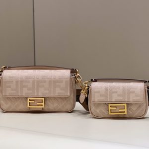 Oxford, UK Britain芬迪baguette手袋內部細節 fendi官網女包