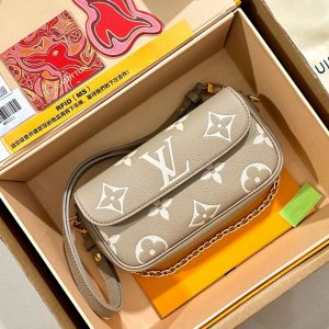 路易威登LV中國官網 WALLET ON CHAIN IVY 手袋M82211