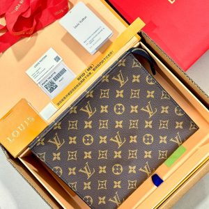 Taiwan 路易威登 LV POCHE TOILETTE 盥洗袋M46037 lv官網女包