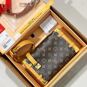 Australia Canberra 路易威登 LV SIDE TRUNK 手袋M46358