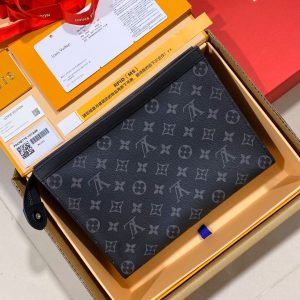 Abu Dhabi 路易威登 LV Pochette Voyage 中號手袋M61692