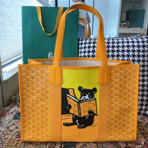 The city of London UK Britain Goyard 戈雅購物袋哪個顏色好看