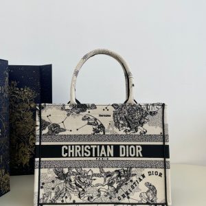 Turkey迪奧 Dior Tote最新星座繫列迪奧女包價格及圖片