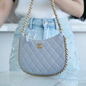 香港觀塘區 香奈兒 CHANEL 23Bhobo腋下包 中號 霧霾藍