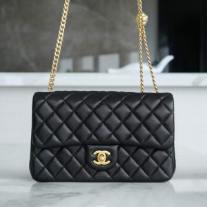 United Arab Emirates CHANEL 23S 山茶花調節扣 cf小號 黑金