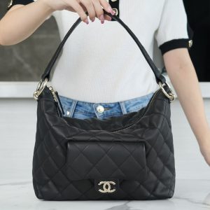 Boston USA香奈兒腋下包珍妮同款CHANEL 23B hobo腋下餃子包