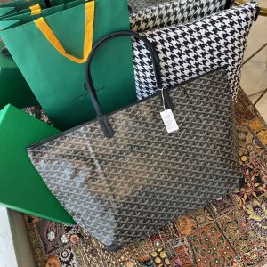 澳门風順堂區 戈雅托特包什麽顏色好看Goyard Artois GM70cm