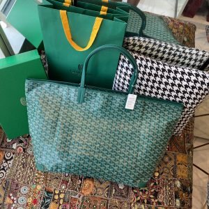 澳门氹仔島 Goyard Artois GM70cm 戈雅托特包官網價格
