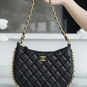 香港深水埗區 香奈兒 CHANEL 23B  hobo腋下包 中號 黑色