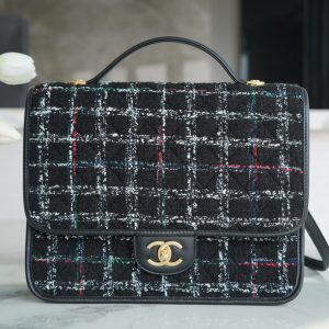 Saudi Arabia Dammam CHANEL 22k 高級手工坊 黑毛呢雙肩包