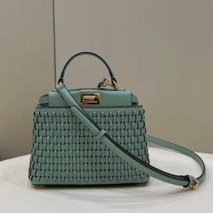 Exeter, UK Britain 芬迪Fendi Iconic PEEKABOO 小號手袋