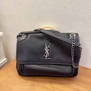香港觀塘區 YSL 聖羅蘭niki包包怎麽辨別真假 聖羅蘭包包圖片