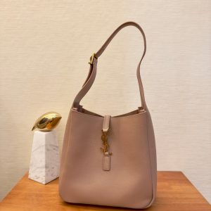 香港沙田區YSL聖羅蘭包包官網價格錶及圖片聖羅蘭hobo包