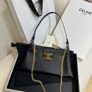 UAE United Arab Emirates Celine Wiltern Triomphe Soft