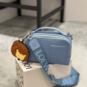 香港中西区羅意威相機包值得購買嗎羅意威 LOEWE包包官網