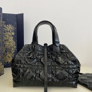 Bandung 迪奧 Dior Toujours秋冬油蠟皮繫列中號 迪奧女包