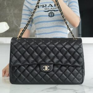香港南區CHANEL 24C 新款“超大號CF”黑色 香奈兒包包女包