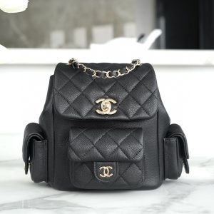 香港大埔區 CHANEL 23k新款坦克Duma雙肩小號 黑色