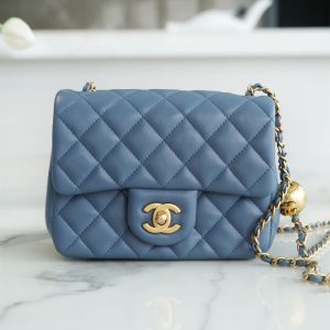 香港西貢區 CHANEL 23k 金屬球方胖子 霧霾藍 香奈兒名牌包包