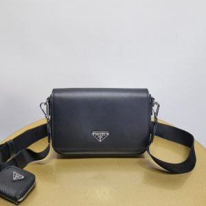 Kamyshta普拉達斜挎包包普拉達PRADA新品男士斜挎包單肩包