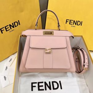 Jakarta芬迪包包價格和圖片 新款Fendi Peekaboo手袋