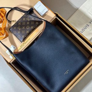 Saudi Arabia Riyadh LOW KEY HOBO 中號手袋