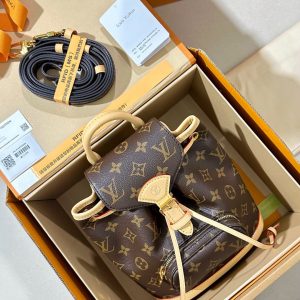 Dubai  Louis Vuitton MONTSOURIS 迷妳雙肩包M11199