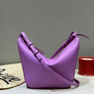 羅意威包包官網圖片價格 LOEWE hammock吊床腋下包