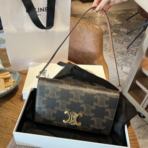 Ottawa Canada Celine梯形腋下包 思琳包包怎麽樣好看嗎