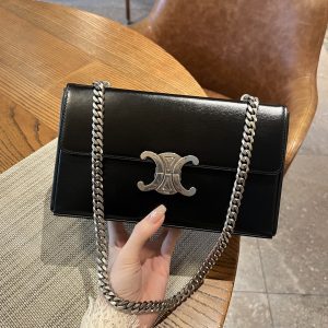 Montreal Canada  Celine BOX TRIOMPHE思琳女包官網新款