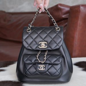 Saudi Arabia Riyadh Chanel 24p新款 新款Duma雙肩包 黑色